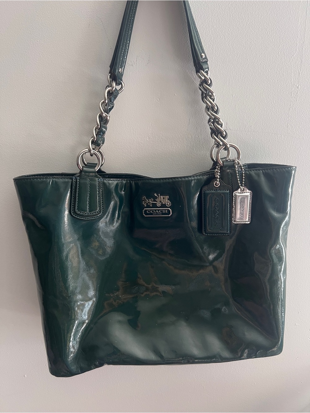 Vintage Coach Hunter Green Patent Leather Tote Bag with Chain-Trim Straps 18770